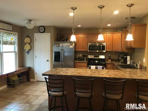 603 N Main St, Athens, IL 62613 photo 5