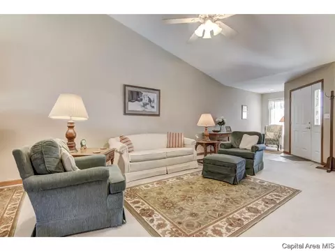 6320 Hayley Ct, Springfield, IL 62712 photo 8