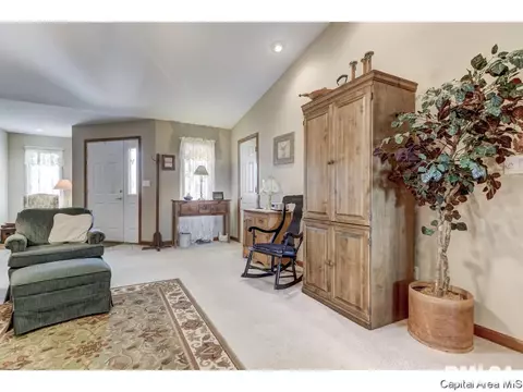 6320 Hayley Ct, Springfield, IL 62712 photo 9