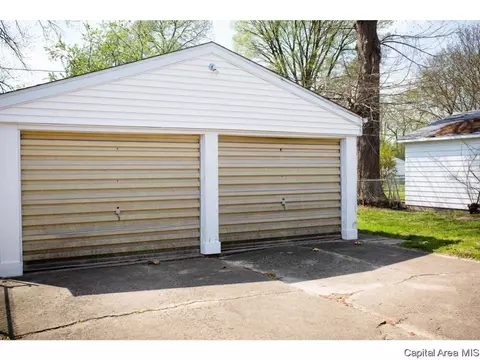 3239 S 6th St, Springfield, IL 62703 photo 15