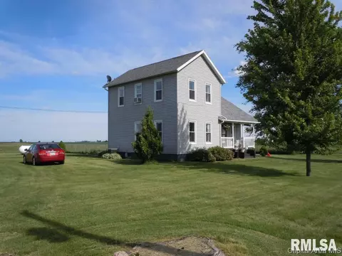 873 105th, Berwick, IL 61417 photo 3