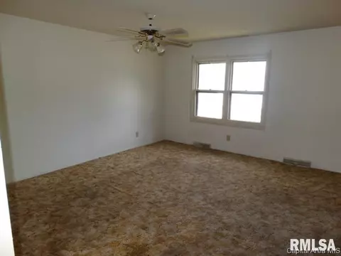 3821 Thrush Ln, Springfield, IL 62707 photo 5
