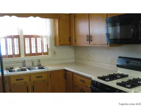 2309 S Walnut, Springfield, IL 62704 photo 6