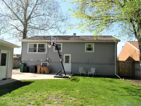 33 Calland Dr, Springfield, IL 62704 photo 17