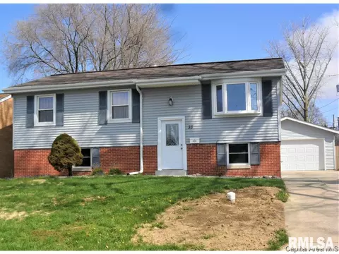 33 Calland Dr, Springfield, IL 62704 photo 1