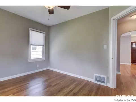 2005 N 6th St, Springfield, IL 62702 photo 21