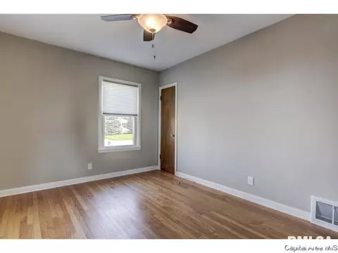 2005 N 6th St, Springfield, IL 62702 photo 16