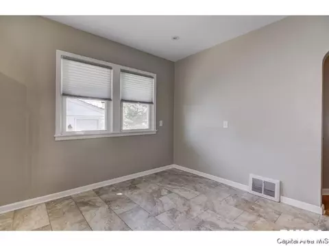 2005 N 6th St, Springfield, IL 62702 photo 11