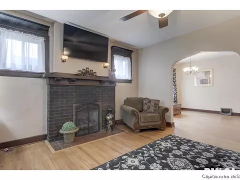 1441 N 3rd St, Springfield, IL 62702 photo 6
