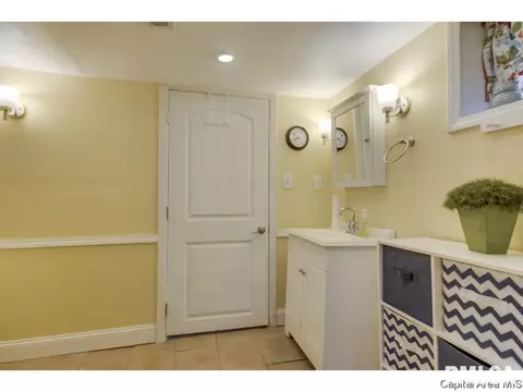 1441 N 3rd St, Springfield, IL 62702 photo 22