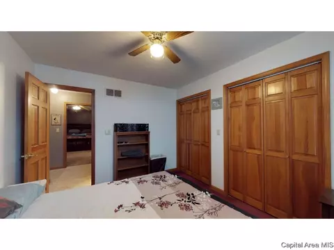 2801 Biscayne Dr, Springfield, IL 62707 photo 10