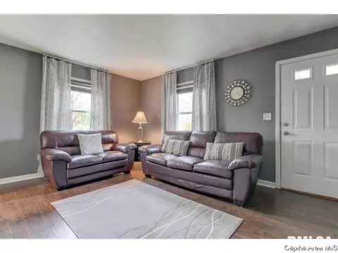 2804 S Fillmore St, Springfield, IL 62704 photo 2