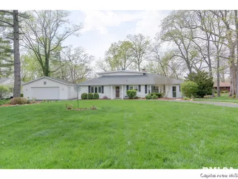 7 Forest Rdg, Springfield, IL 62712 photo 1