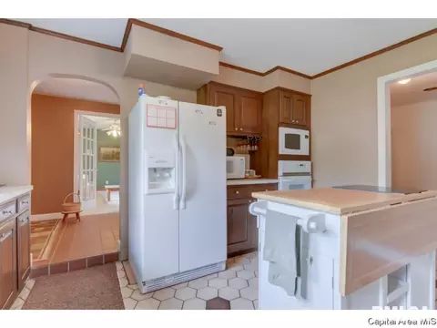 7 Forest Rdg, Springfield, IL 62712 photo 5