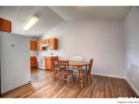 2800 Warrior Blvd, Springfield, IL 62712 photo 9