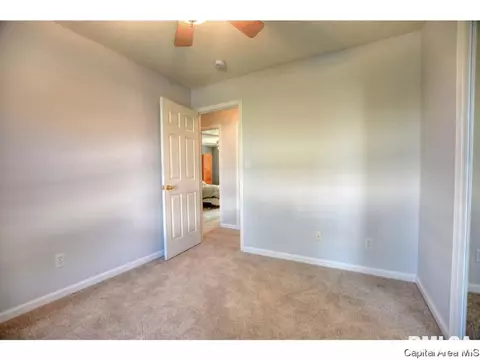 2800 Warrior Blvd, Springfield, IL 62712 photo 12