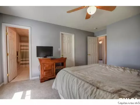 2800 Warrior Blvd, Springfield, IL 62712 photo 17