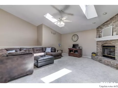 3920 Greenfield, Springfield, IL 62704 photo 6