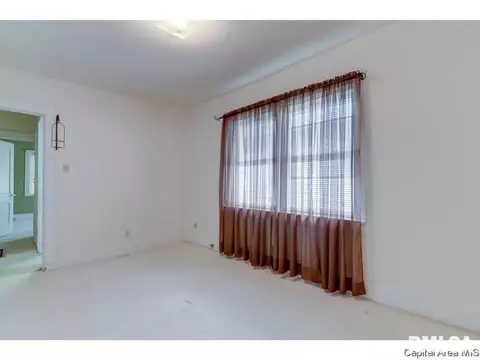 2028 S Pasfield St, Springfield, IL 62704 photo 12