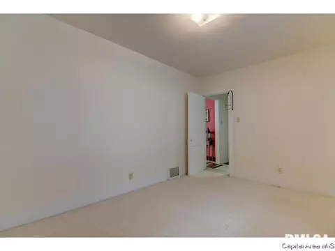 2028 S Pasfield St, Springfield, IL 62704 photo 14
