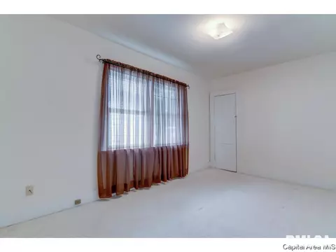 2028 S Pasfield St, Springfield, IL 62704 photo 13