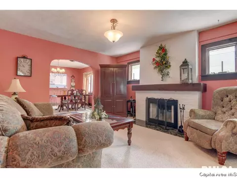 2028 S Pasfield St, Springfield, IL 62704 photo 3