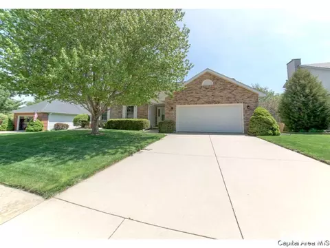 2004 Appleton Dr, Springfield, IL 62711 photo 2
