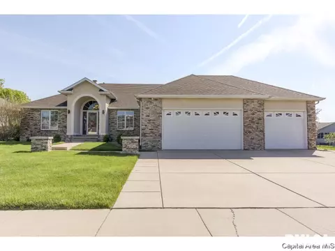 7308 Piper Glen Dr, Springfield, IL 62711 photo 2