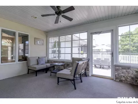 7308 Piper Glen Dr, Springfield, IL 62711 photo 10