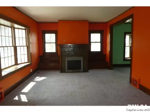 220 N Street St, Weldon, IL 61882 photo 3