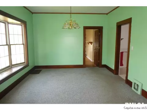 220 N Street St, Weldon, IL 61882 photo 4