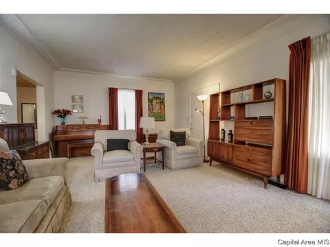 2009 S 5th St, Springfield, IL 62703 photo 8