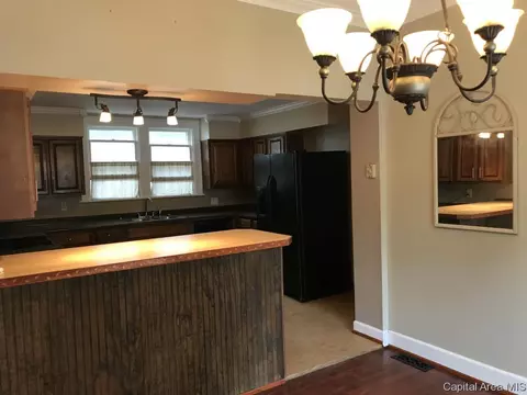 2270 S 10th St, Springfield, IL 62703 photo 8
