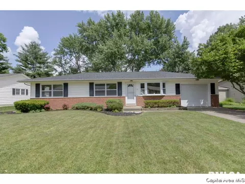 6 Lariat Dr, Springfield, IL 62702 photo 3