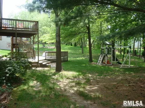 609 Tecumseh Trl, Springfield, IL 62711 photo 28
