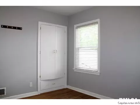 1937 N 6th St, Springfield, IL 62702 photo 13