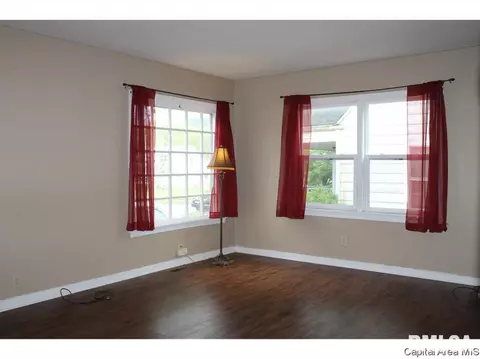 1937 N 6th St, Springfield, IL 62702 photo 3