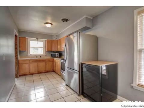 1504 W Monroe St, Springfield, IL 62704 photo 10