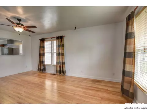 1504 W Monroe St, Springfield, IL 62704 photo 8