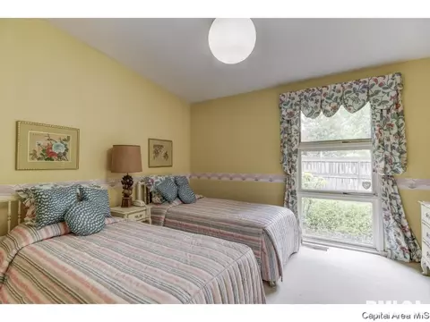 60 Pinehurst Dr, Springfield, IL 62704 photo 25