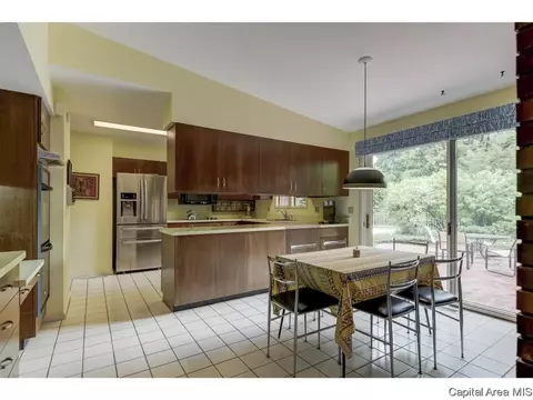 60 Pinehurst Dr, Springfield, IL 62704 photo 11