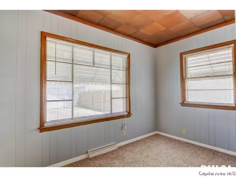 1112 N 8th St, Springfield, IL 62702 photo 19