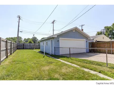 1112 N 8th St, Springfield, IL 62702 photo 32