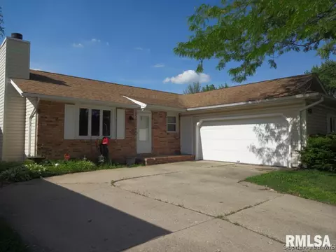 113 Neptune Villa, Springfield, IL 62703 photo 2