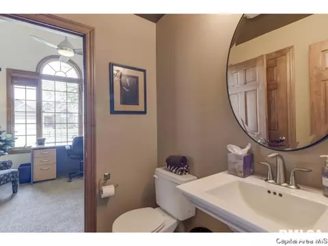 2712 Newcastle, Springfield, IL 62711 photo 15