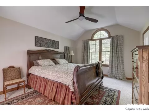 2712 Newcastle, Springfield, IL 62711 photo 17