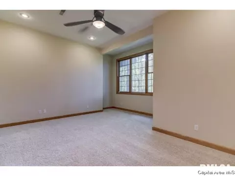 2712 Newcastle, Springfield, IL 62711 photo 28