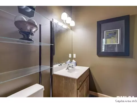 2712 Newcastle, Springfield, IL 62711 photo 30