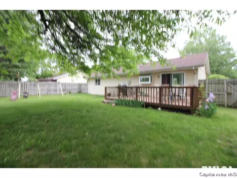 201 Bristol Dr, Springfield, IL 62702 photo 23