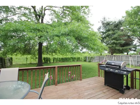 201 Bristol Dr, Springfield, IL 62702 photo 25